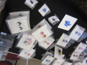 Handmade iris jewelry can be found at the boutique like these found at the 2015 convention